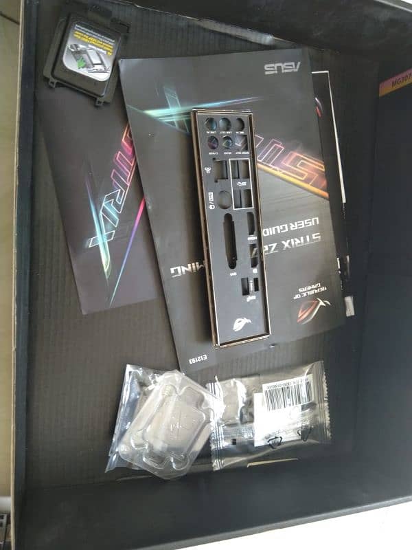 Asus ROG Strix Z270e Gamming motherboard with Intel core i56500 & 8GB 1