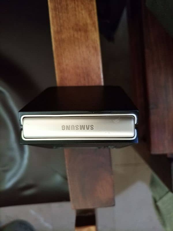 samsung flip 3,5G for sale 4