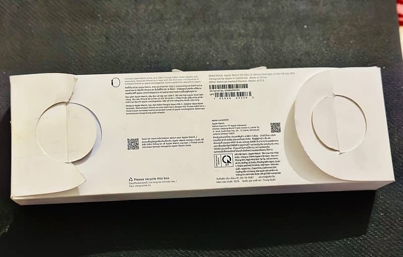 Apple Watch SE 2nd Generation 44mm 3