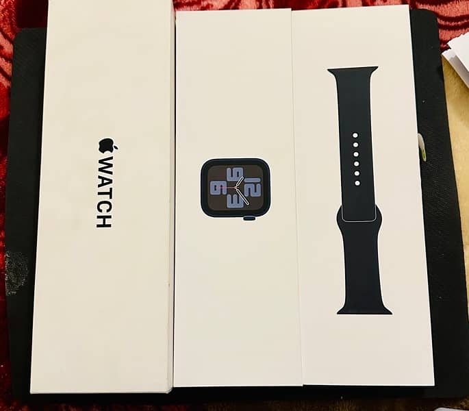 Apple Watch SE 2nd Generation 44mm 5