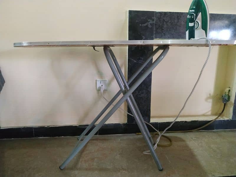 Folding Iron Stand 0