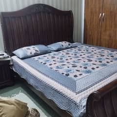 wooden bed set