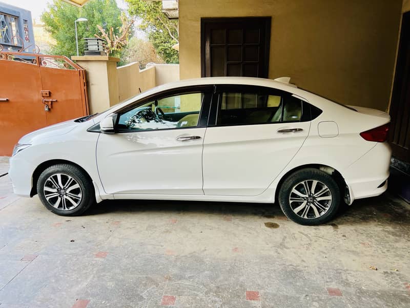 Honda City Aspire 2022 3