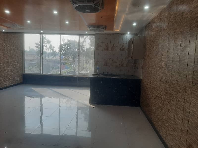 G10 Markaz Top location Flat Road Said 2