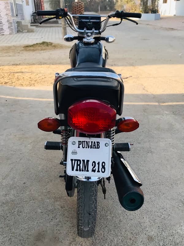 Honda Cg 125 2019 Model lush condition sale only serious buyer contact 12