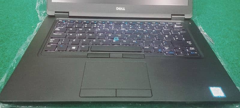 Dell latitude E5480 Core i5 6th Generation 8gb 256gb SSD back-light 8