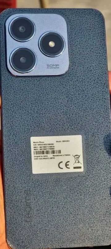 Realme C63 6/128 1