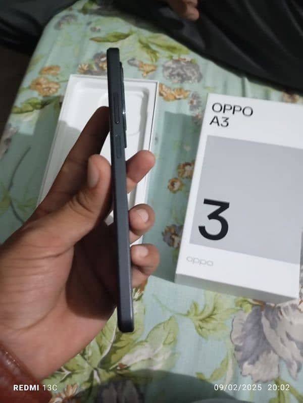 oppo A3 just box opened never used 1