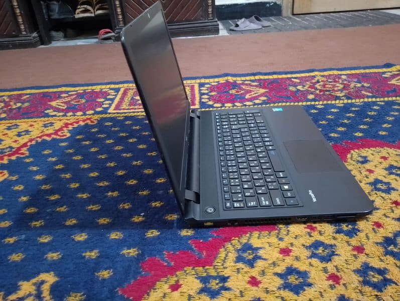 NEC i3 5th Generation 8gb ram 128gb ssd 4