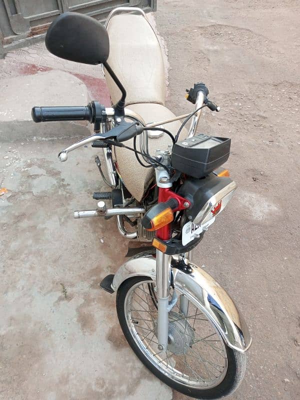 Honda CD-70, home used bike 3