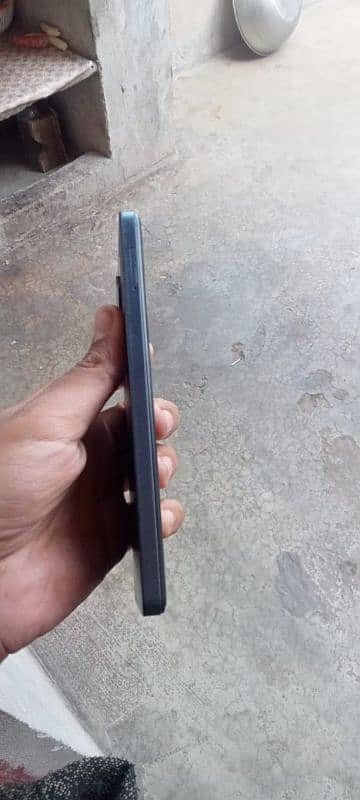 Tecno Spark 10 pro 3