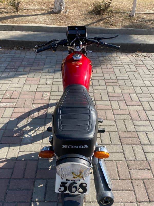 Honda CG-125 9