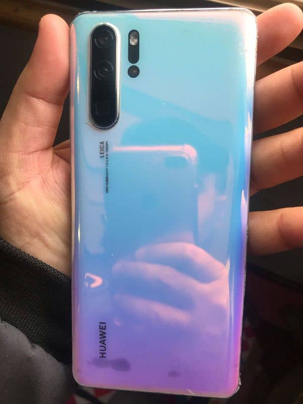 Huawei p30 pro,8/256 non pta,best for gaming 4