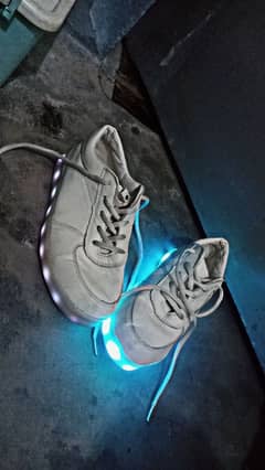 JORDEN UNIVERSITY SNEAKERS WITH BLINKING 7 LIGHTS