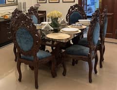 LIKE NEW ROSEWOOD DINING TABLE + CHAIRS SET