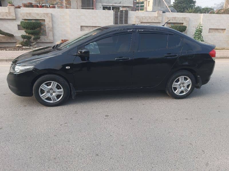 Honda City IVTEC 2009 Lahore REGISTERED 80% in Genuine paint Rust Free 1