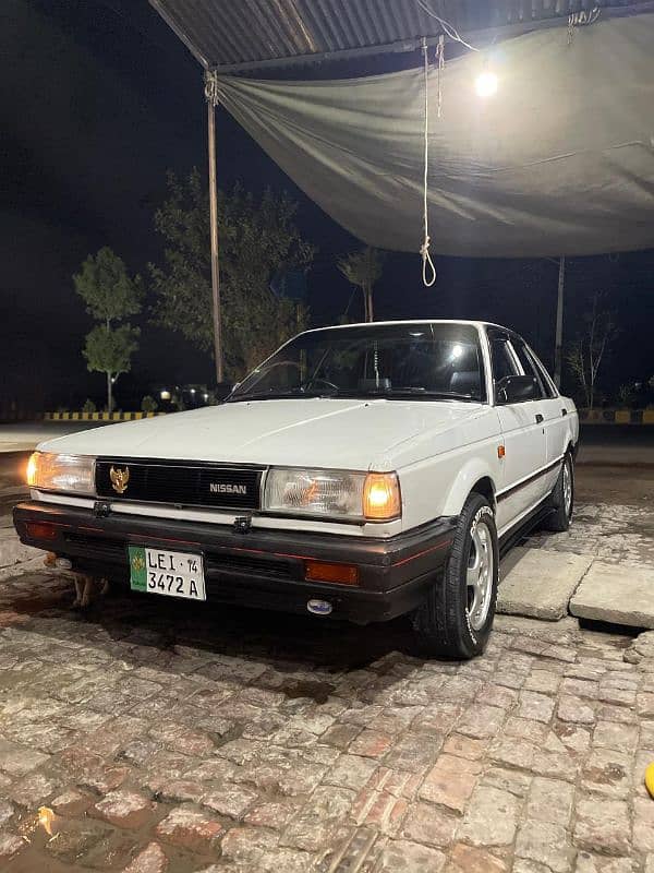 Nissan Sunny 1988 5