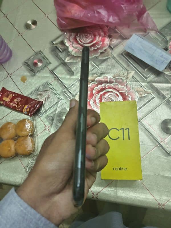 Realme C11 32gb with box pta approved 3