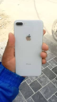 iphone8plus 256 bilkull fresh 10,10 betry helth 75 whtsapp 03093454060