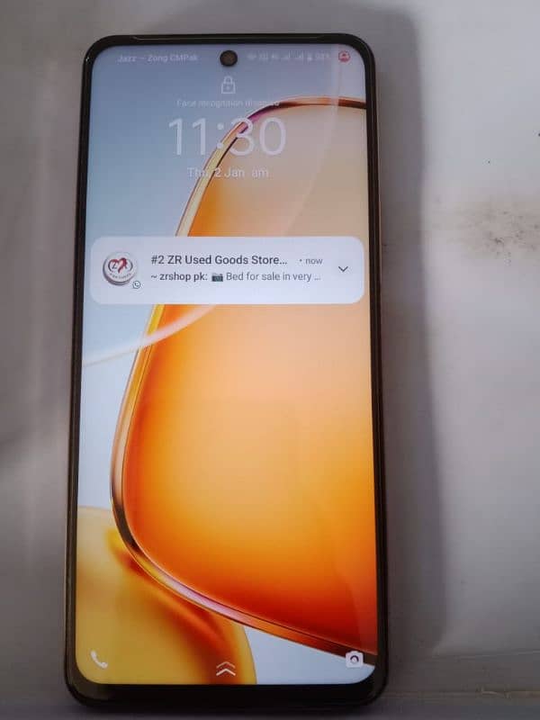 vivo y 28 3 month used box charge Sath he 1