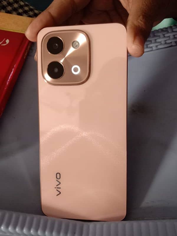 vivo y 28 3 month used box charge Sath he 3