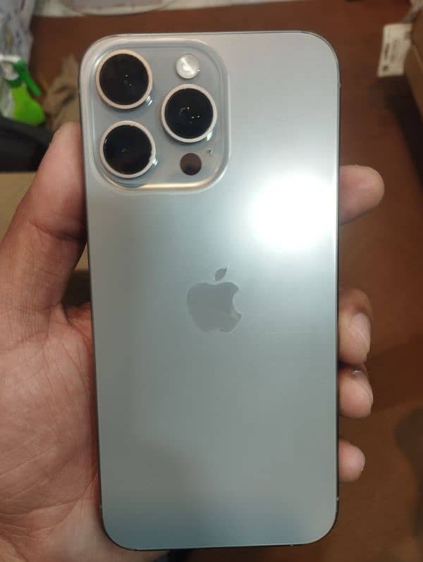 iPhone 15 Pro max  natural Titanium 256 GB jv 0