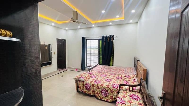 10 Marla 3 bed upper portion for rent pak Arab society 0