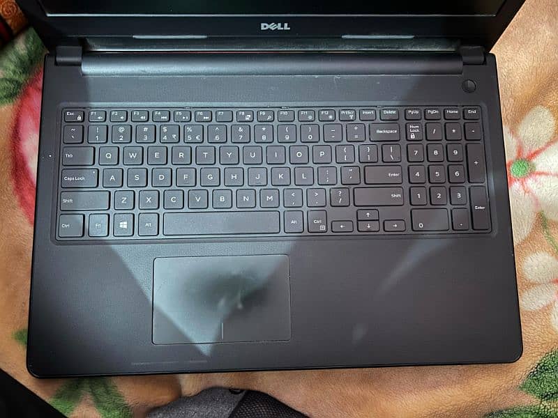 Dell Laptop Core i7 6th Gen 4