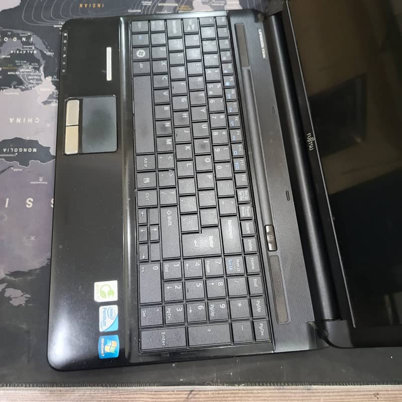 Fujitsu LIFEBOOK AH530 Laptop Core 2 Duo 250GB HDD 4GB Ram 10