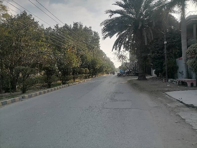 Ideally Located Commercial Plot Of 10 Marla Is Available For sale In Lahore 4