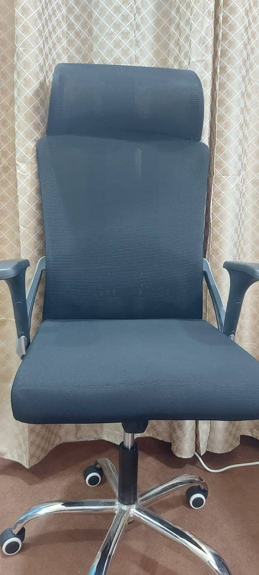 chair/Executive Revolving chairs/office chairs/mesh chairs/high back 0