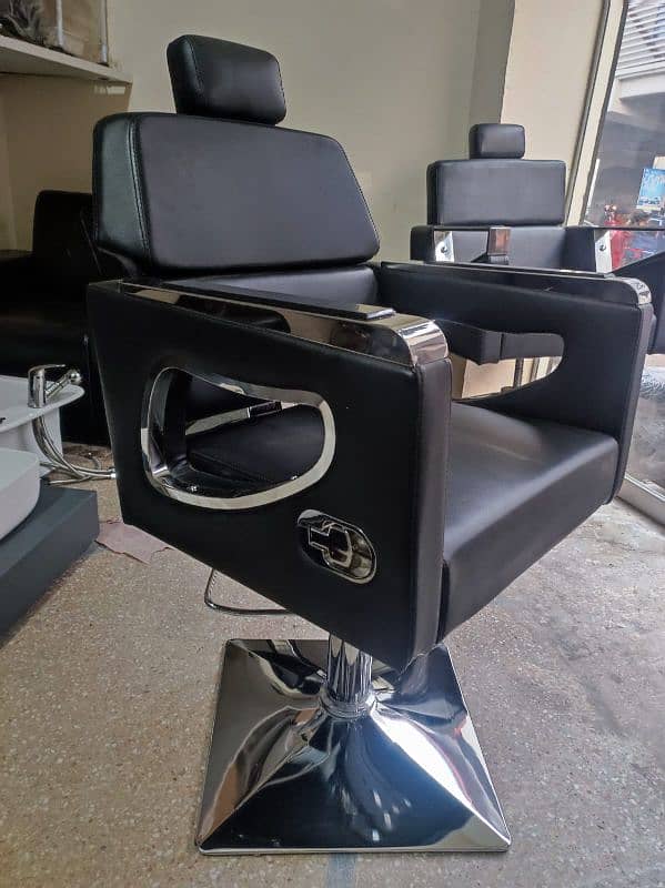 Make-up chair / parlor chair / Salon chair / Barber chair 9