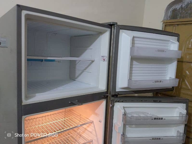 Dawlance Fridge urgent selling 8