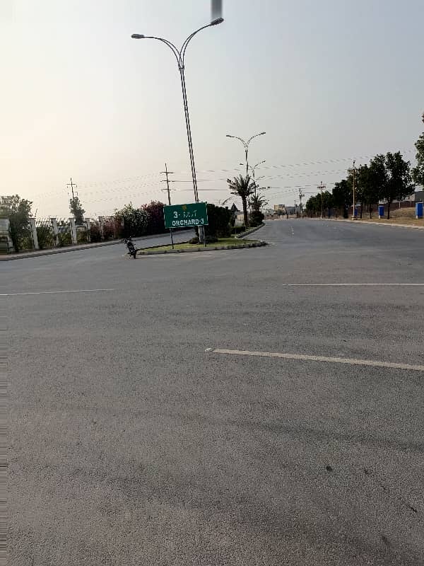 Plot No 53# Phase3 Possession Utility Paid near main raiwind road For Sale 1