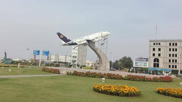 Bahria Orchard Plot No 50#C facing park Top location for sale 18