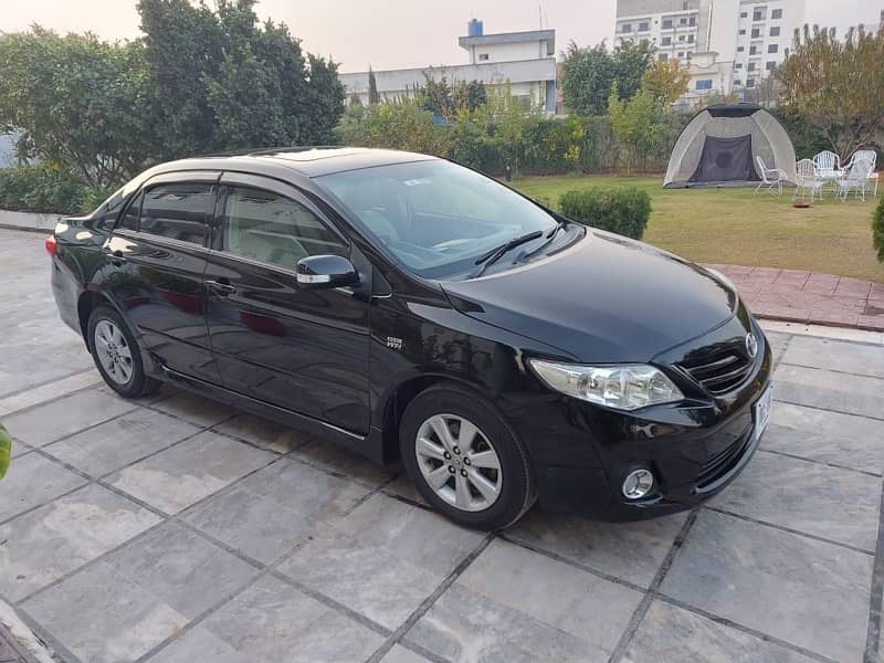 Toyota Corolla Altis 2012 1