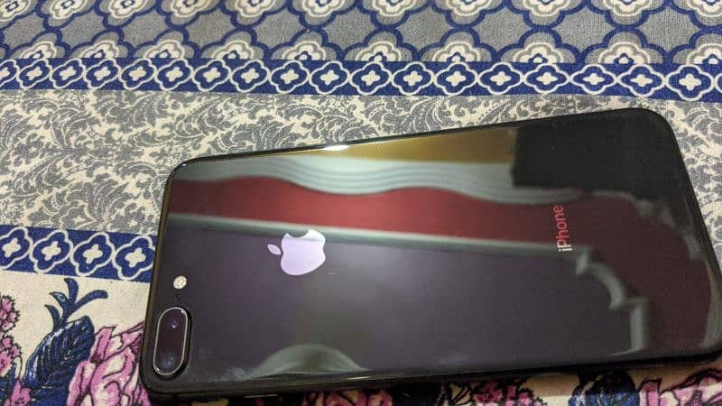 iphone 8 plus NOn pta 10/10 condition 1