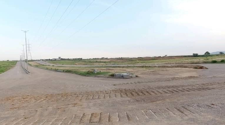 Get An Attractive Residential Plot In Islamabad Under Rs. 13500000 2