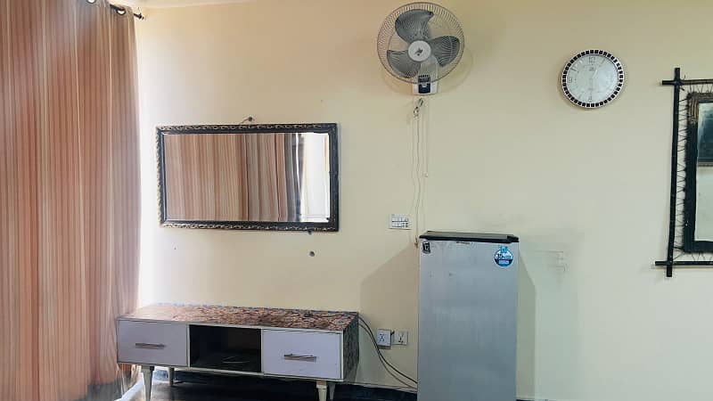 Studio Apartment Available For Rent On Best Location AA Block Near Surahi Chowk, Bahria Town Lahore 1