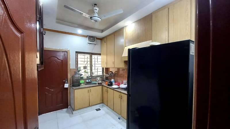 08 MARLA UPPER FIRST FLOOR PORTIONS FOR RENT IN JOHAR TOWN LAHORE 5