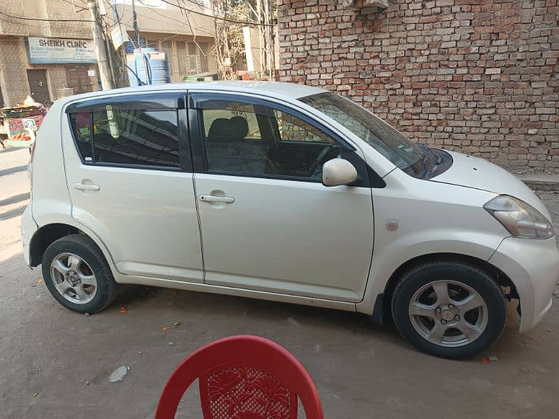 Toyota Passo 2011 2