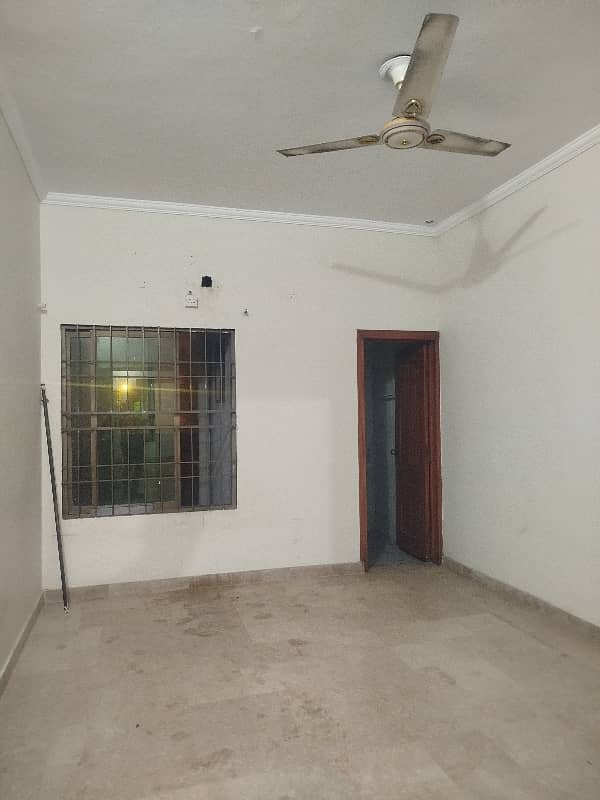 06 MARLA UPPER FOR RENT IN JOHAR TOWN LAHORE 3