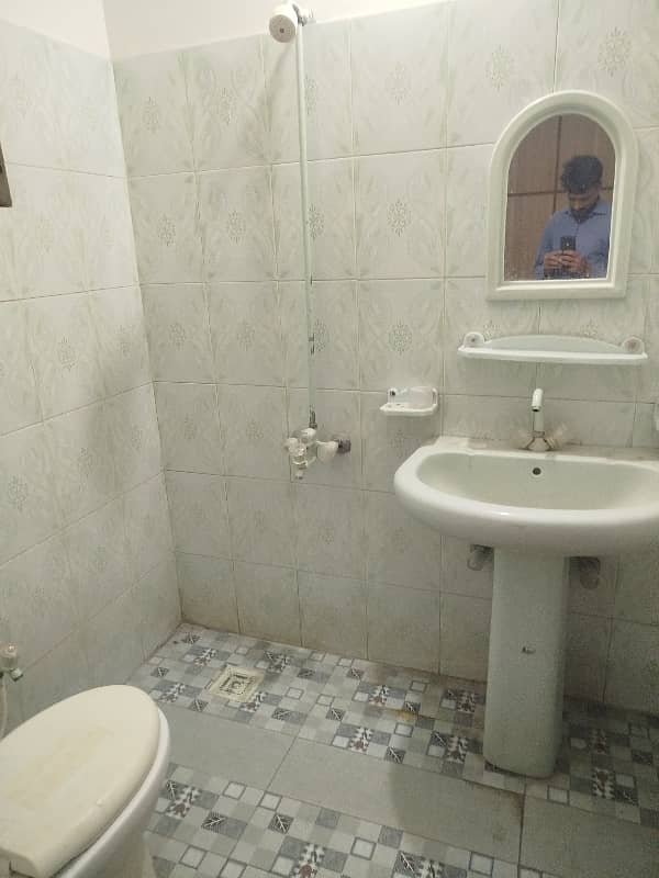 06 MARLA UPPER FOR RENT IN JOHAR TOWN LAHORE 4