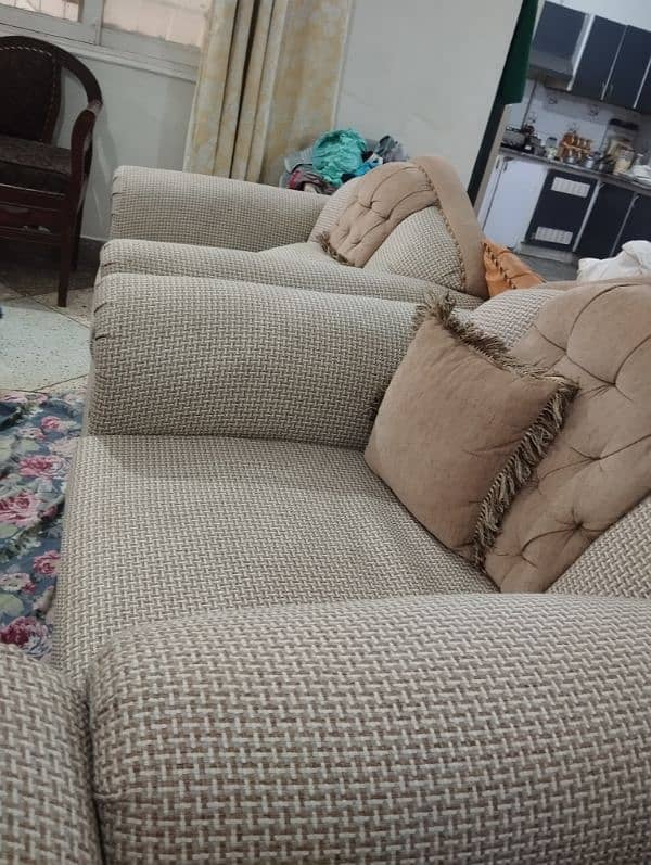 7 Seater Sofa Set , 2seater Couch, Table set 7