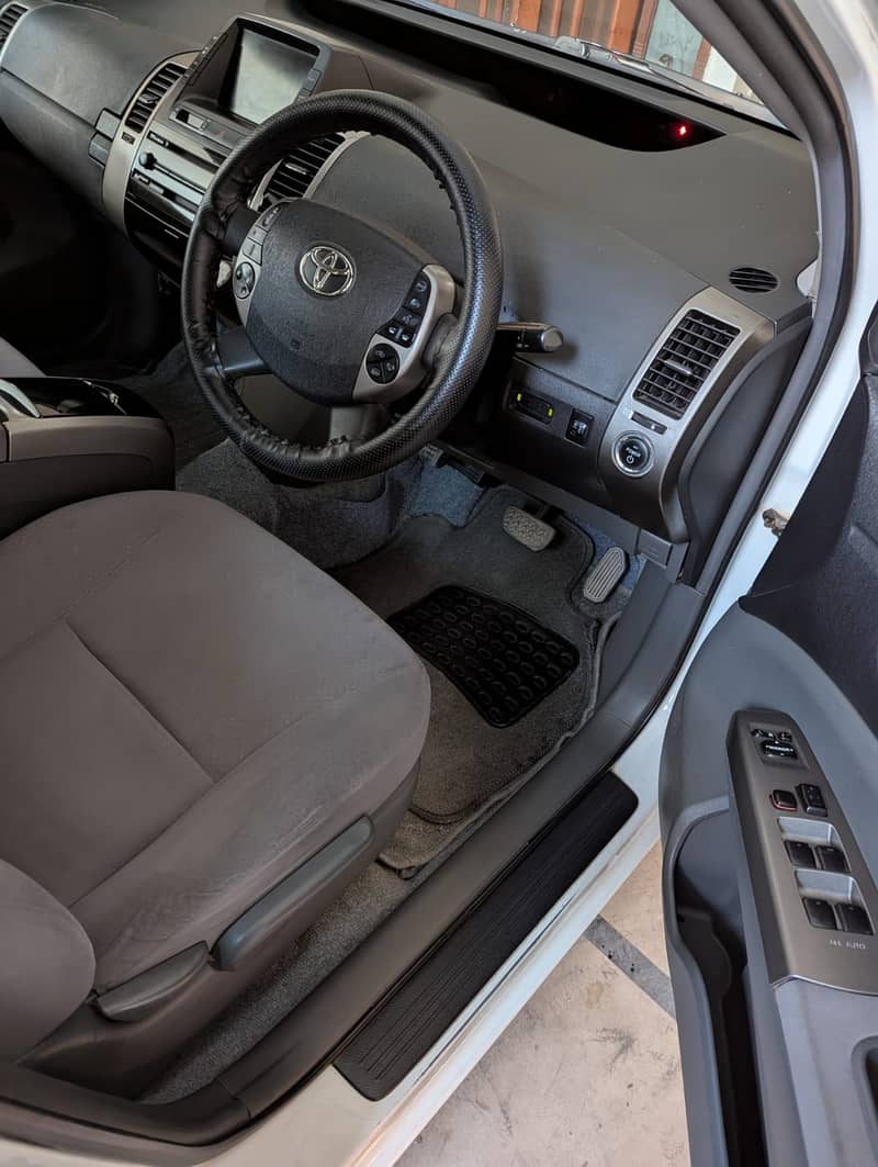 Toyota Prius 2010 6