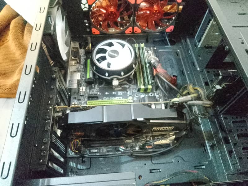 core i5 4690k fully atx tower n Mobo 6