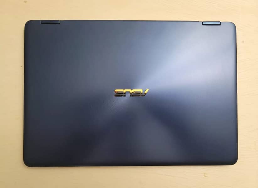 Asus ZenBook Flip  UX370AUR    i5 8th Gen X360 TouchScreen Metal Body 0