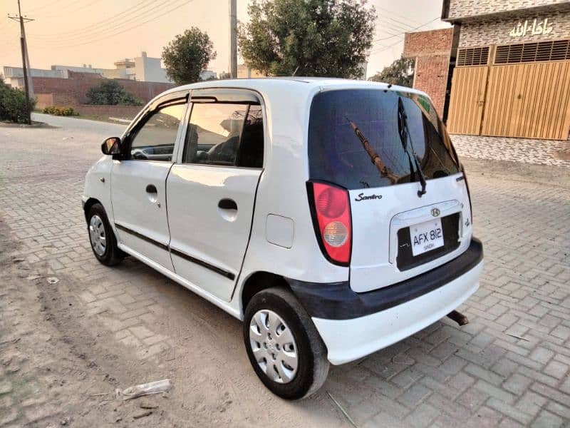 Hyundai Santro 3