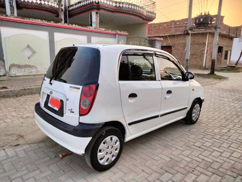 Hyundai Santro 5