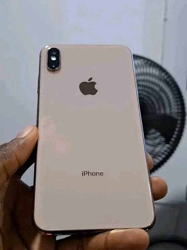 iPhone XS Max 64GB iCloud lock non PTA 0